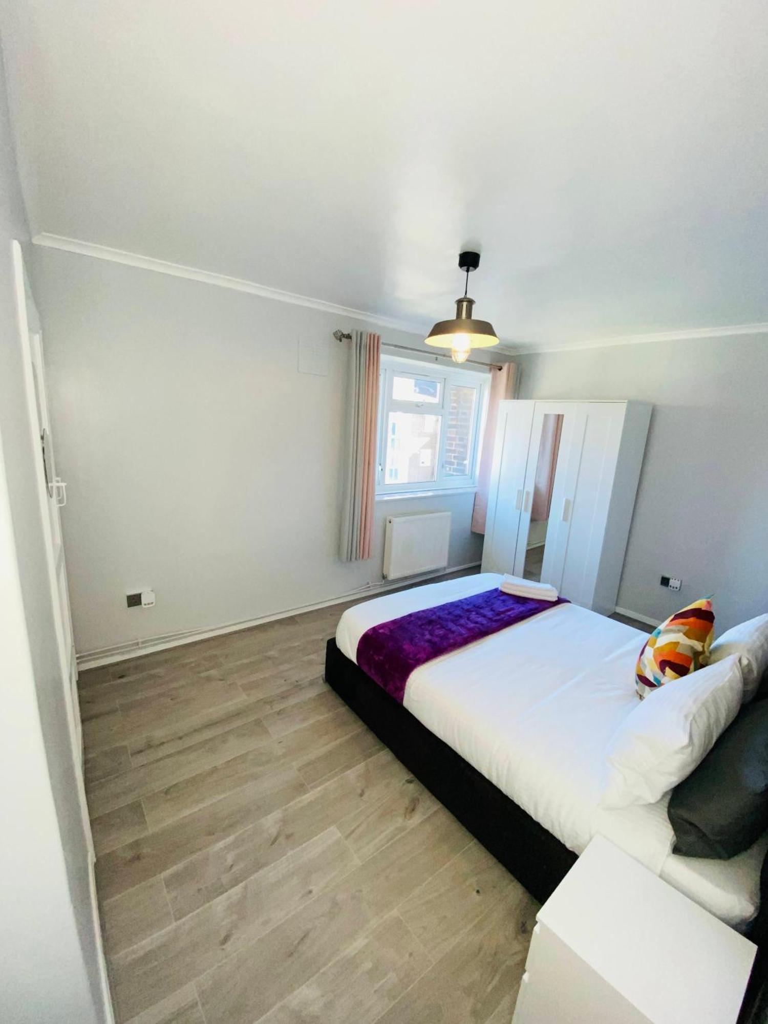 Bright, Spacious, Modern Interior Decor 2 Bedrooms Apartment With Amazing Views Λονδίνο Εξωτερικό φωτογραφία