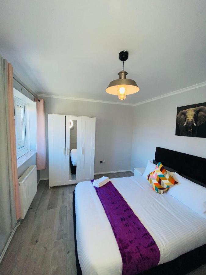 Bright, Spacious, Modern Interior Decor 2 Bedrooms Apartment With Amazing Views Λονδίνο Εξωτερικό φωτογραφία