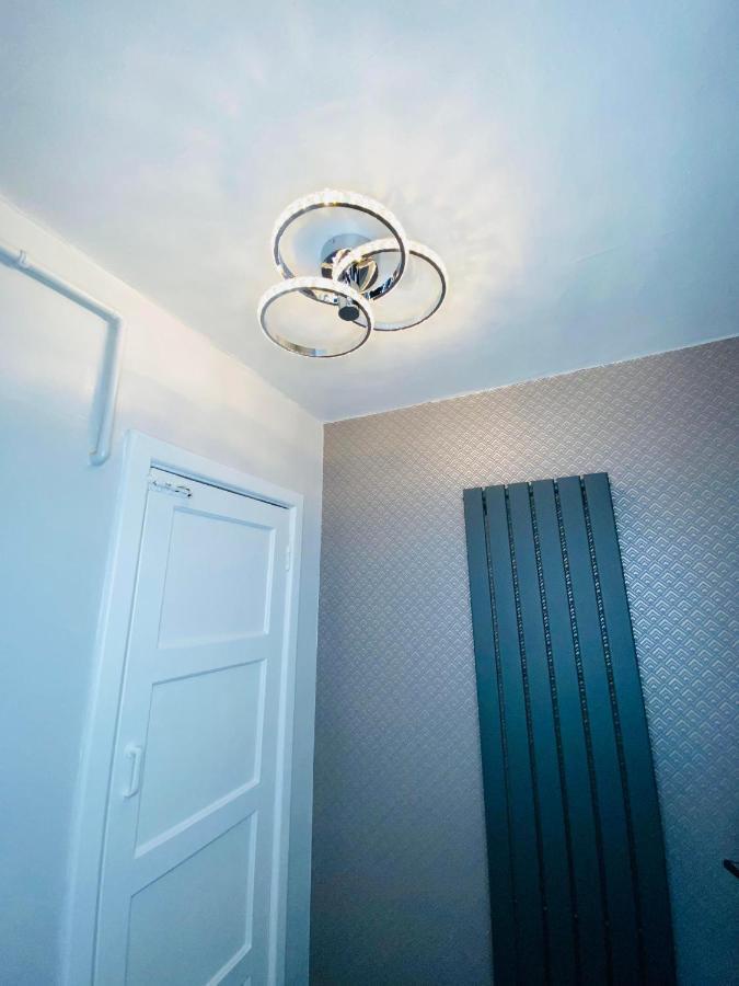 Bright, Spacious, Modern Interior Decor 2 Bedrooms Apartment With Amazing Views Λονδίνο Εξωτερικό φωτογραφία